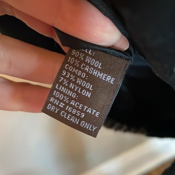 J. McLaughlin wool dress perfect - Picture 8 of 8